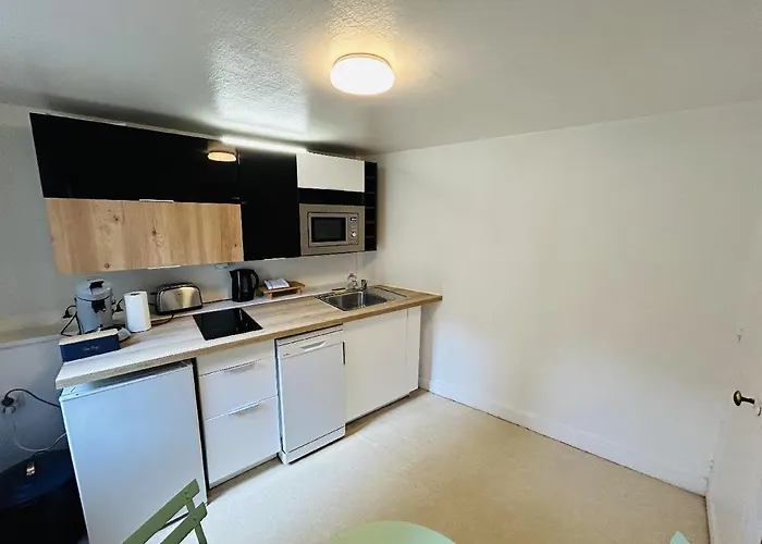 Lange Au Sourire Tournelles Cathedrale